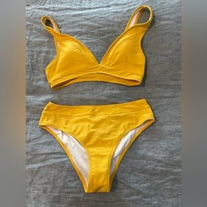 Mid waisted bikini